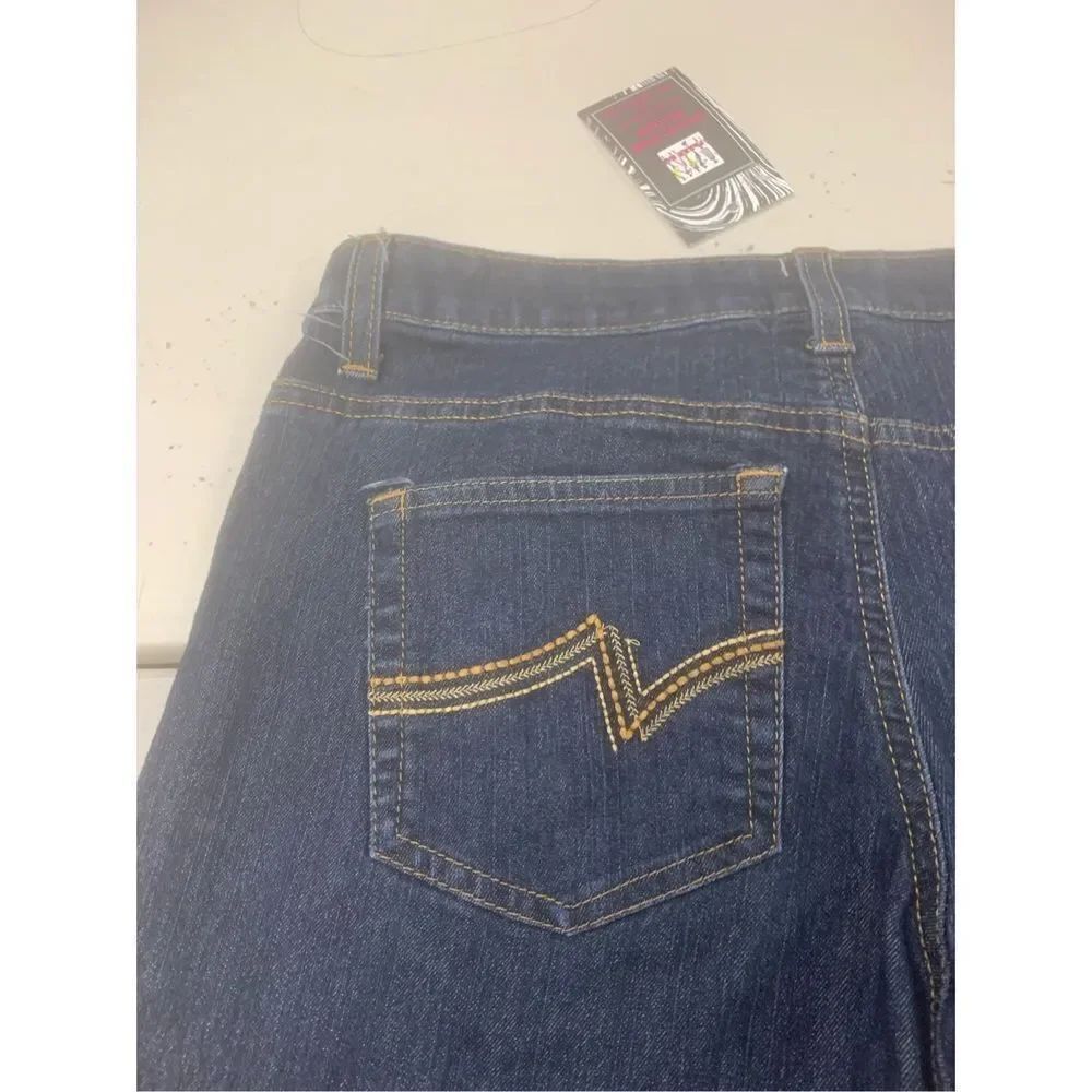 Merona Capris Jeans - Picture 6 of 6